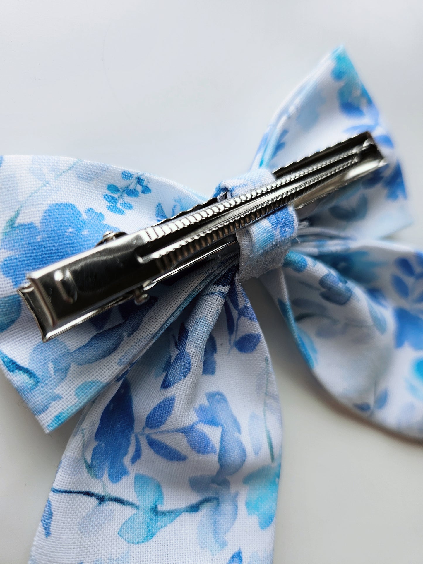 Handmade Bow Tie Clip with Tails | Forget Me Not Design | Pack of 2